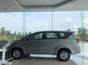 Cần bán Toyota Innova năm sản xuất 2019, màu xám, giá 726tr