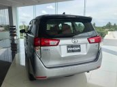 Cần bán Toyota Innova năm sản xuất 2019, màu xám, giá 726tr