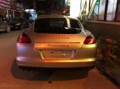 Cần bán lại xe Porsche Panamera 4S đời 2010, màu bạc, nhập khẩu