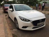 Cần bán gấp xe cũ Mazda 3 đời 2017, màu trắng
