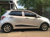 Bán Hyundai Grand i10 năm 2016, màu bạc, nhập khẩu