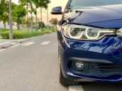 BMW 320i LCI model 2017 màu xanh cavansize / kem, đăng ký cuối 2017