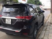 Bán xe Toyota Fortuner năm sản xuất 2017, màu xám, nhập khẩu chính chủ