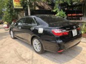 Bán xe Toyota Camry 2.0E 2018 màu đen, full 7 túi khí