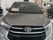 Bán xe Toyota Innova 2019, màu bạc, giá tốt