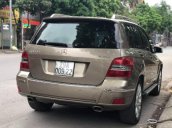 Bán Mercedes GLK300 năm 2011, màu vàng, chính chủ, giá chỉ 688 triệu