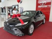 Cần bán xe Toyota Camry 2.5Q đời 2019, màu đen, nhập khẩu nguyên chiếc