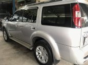 Cần bán xe Ford Everest 2.5AT đời 2015, màu bạc tại City Ford