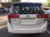 Bán Toyota Innova 2018 - Động cơ 2.0L máy xăng, số sàn 5 cấp, 4 xy lanh thẳng hàng, tăng áp