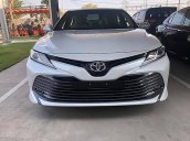 Bán xe Toyota Camry 2.5Q 2019, màu trắng, xe nhập