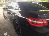 Cần bán xe Mercedes E-250 sản xuất năm 2010, màu đen, nhập khẩu nguyên chiếc