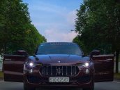 Bán lại chiếc xe hạng sang Maserati Levante năm 2017, xe nhập, xe còn mới