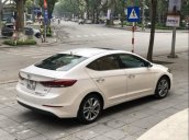 Bán Hyundai Elantra 2.0 đời 2017, màu trắng chính chủ