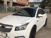 Chính chủ bán xe Chevrolet Cruze 1.6 MT đời 2014, màu trắng