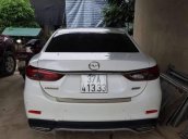 Cần bán lại xe Mazda 6 đời 2017, màu trắng còn mới