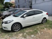 Bán gấp Kia K3 2.0 sản xuất năm 2015, màu trắng, 550tr