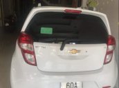 Cần bán Chevrolet Spark LT đời 2018, màu trắng