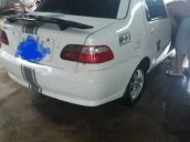 Cần bán gấp Fiat Albea 1.3 năm 2005, màu trắng