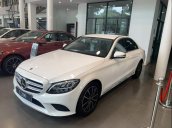 Bán xe Mercedes C200 đời 2019, màu trắng