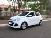 Bán lại xe Hyundai Grand i10 sản xuất 2014, màu trắng như mới