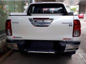 Bán tải Toyota Hilux 2.8L - Mới 100%, xe 2 cầu, số tự động, máy dầu