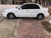 Cần bán xe Daewoo Lanos SX 2002, màu trắng, xe máy nổ êm