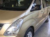 Cần bán xe Hyundai Grand Starex 2.5 MT đời 2010, nhập khẩu, bản ghế xoay