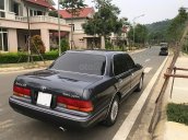 Cần bán chiếc xe Toyota Crown Super Saloon 3.0 máy xăng