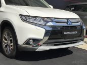 Bán Mitsubishi Outlander 2019, màu trắng