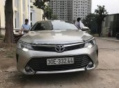 Cần bán Toyota Camry 2.0E sản xuất năm 2016, hình thức đẹp
