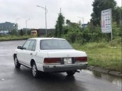 Bán gấp Toyota Crown sản xuất năm 1993, màu trắng, xe nhập