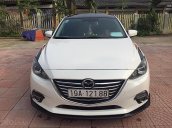 Cần bán Mazda 3 đời 2016, màu trắng chính chủ, giá tốt