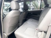 Bán ô tô Toyota Innova 2.0 E 2014, màu bạc, số sàn, biển Hà Nội