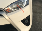 Cần bán xe Toyota Yaris 1.3G AT sản xuất năm 2015, màu trắng, nhập khẩu