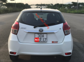 Cần bán xe Toyota Yaris 1.3G AT sản xuất năm 2015, màu trắng, nhập khẩu