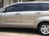 Cần bán xe Toyota Innova 2017, giá tốt