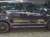 Bán Toyota Innova Ventuner đời 2018, màu đen  