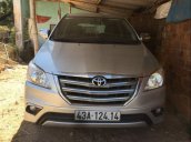 Bán xe Toyota Innova năm 2014, màu bạc giá cạnh tranh