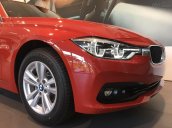 Bán BMW 320i màu đỏ tại Đà Nẵng - Xe mới chưa đăng ký