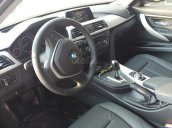 Bán BMW 320i màu đỏ tại Đà Nẵng - Xe mới chưa đăng ký