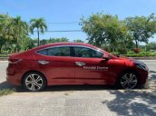 Cần bán xe Hyundai Elantra sản xuất 2016, màu đỏ