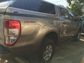 Cần bán Ford Ranger XLS đời 2014, màu vàng, nhập khẩu nguyên chiếc