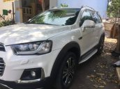 Bán ô tô Chevrolet Captiva năm 2016, màu trắng chính chủ, giá 650tr