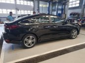 Bán xe Hyundai Elantra Sport đời 2019, màu đen