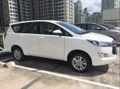 Cần bán Toyota Innova E sản xuất năm 2019, màu trắng