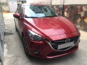 Bán Mazda 2 màu đỏ 2017 tự động, xe rất đẹp và mới