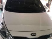 Cần bán gấp Kia Rio 2013, màu trắng, nhập khẩu nguyên chiếc, giá 390tr