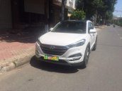 Bán Hyundai Tucson bản Turbo - Xe cuối năm 2017, lăn bánh mới 25.000 km