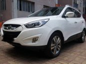 Bán xe Hyundai Tucson đời 2014, màu trắng chính chủ