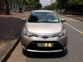 Bán gấp Toyota Vios sản xuất năm 2017, màu vàng cát, chính chủ